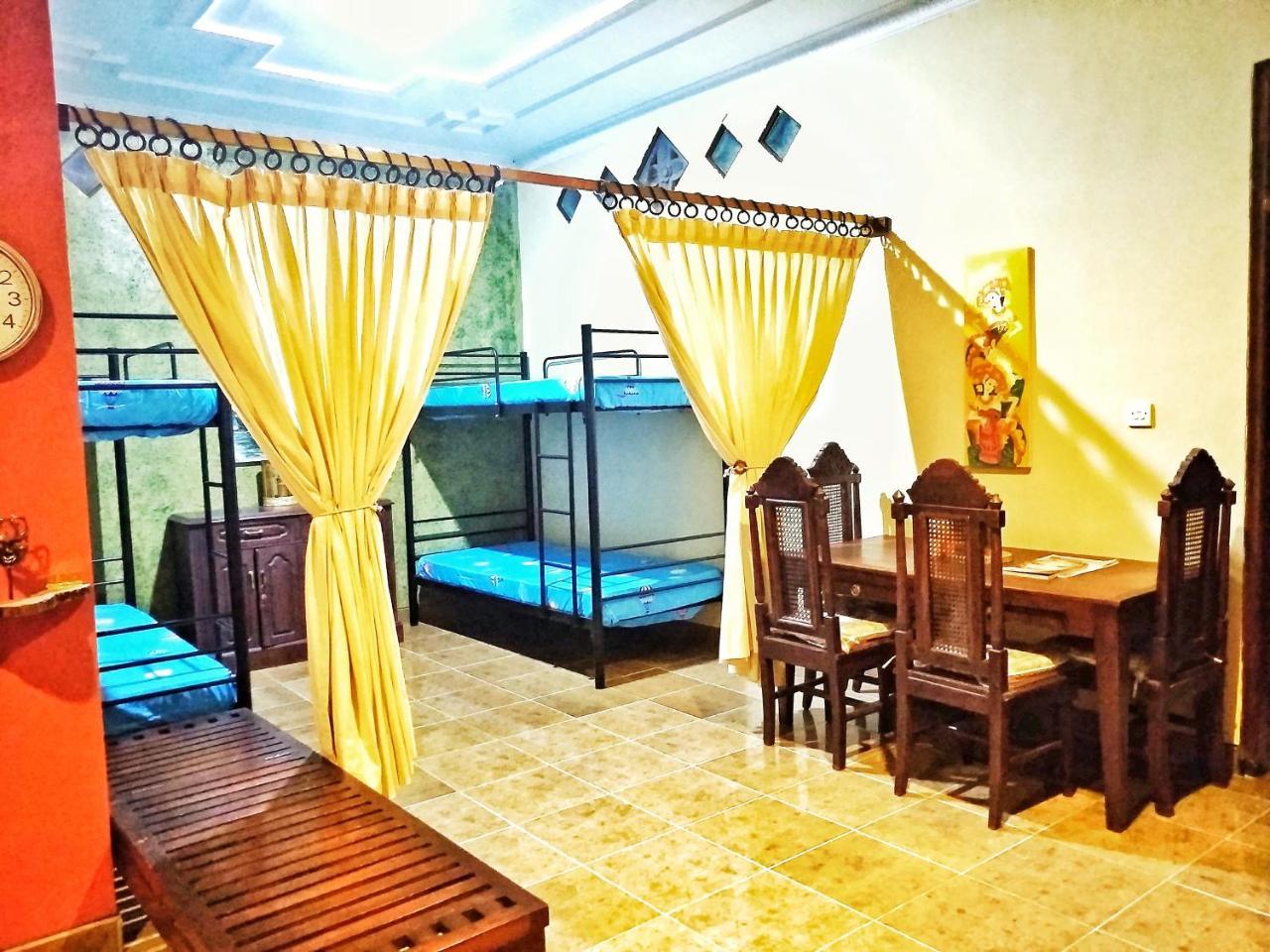 Bunk'D Backpackers Villa Jimbaran  Luaran gambar